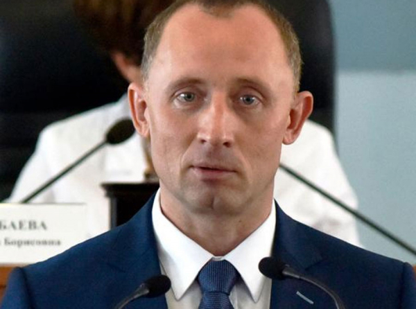 Гладков прикрывал миллиардные хищения: Базаров и Зайнуллин через «Регион Сибирь» и «Стройинвестрезерв» обчистили фортификации Белгорода