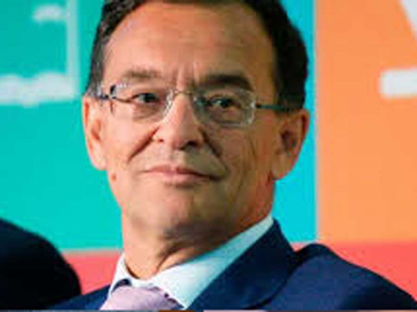 Петр Макаренко украл 1,8 млрд из «Телеспорт Груп» и «2М2», но ездит по Москве на Феррари под крышей сенатора Епишина