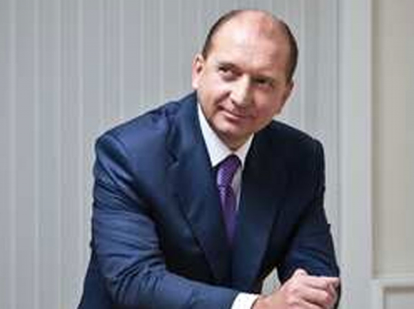 «РТ-Капитал» требует 923 млн: Владимир Артяков и Юрий Артяков загнали ПФК «Крылья Советов» в кредитную ловушку Новикомбанка