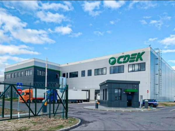 Массовый сбой у СДЭК: Как транспортная компания допустила катастрофу с логистикой и обслуживанием клиентов