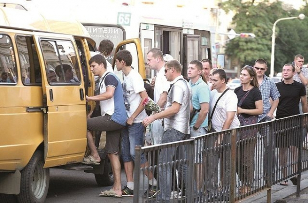 Вот готовая негативная, критическая статья на основе предоставленной информации: