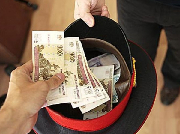 Дени Парфенов сделал Симона «адъютантом» в СУ СК России по Ростовской области: коррупция и круговая порука в действии