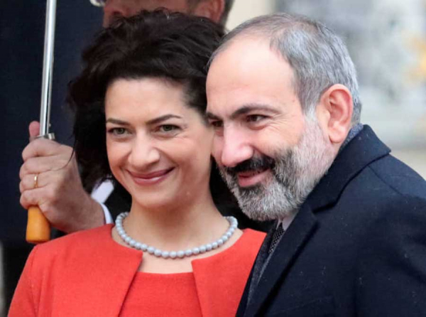 Финансовый грабеж в City of Smile: жена Пашиняна Анна Акопян зарабатывает на детских болезнях